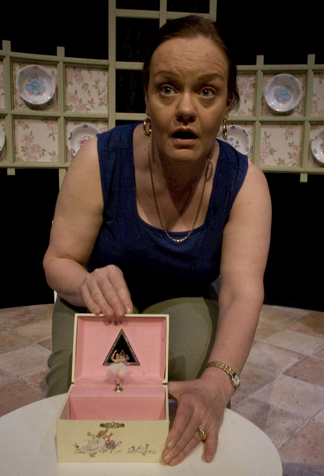 Naisen 11.käsky, 2010 kuva Juha Lahtinen